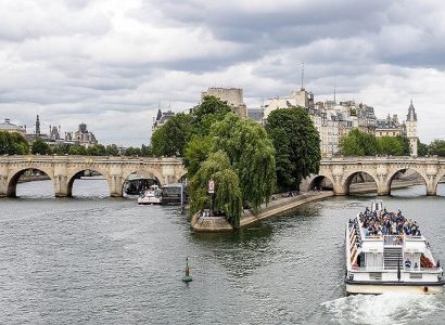 גשר בפריז