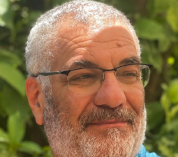 אורי קציר